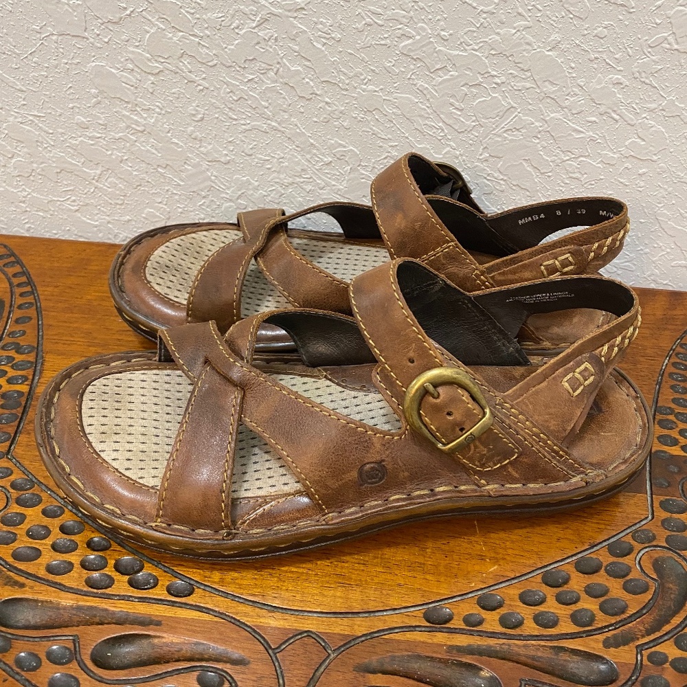 Born Handcrafted Leather Sandals, Size 8, Cushioned Insole Buckle Strap